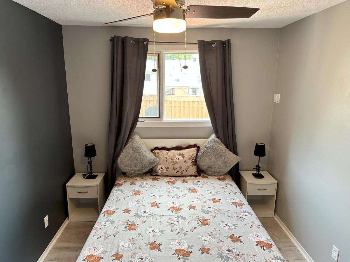 Castlerooms Homestay أوتاوا المظهر الخارجي الصورة